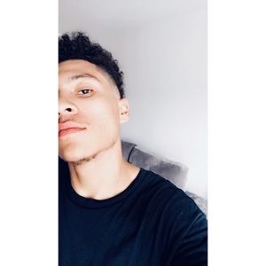 Meet your Posher, Damian